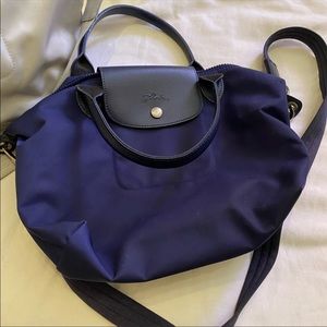Small navy blue longchamp bag